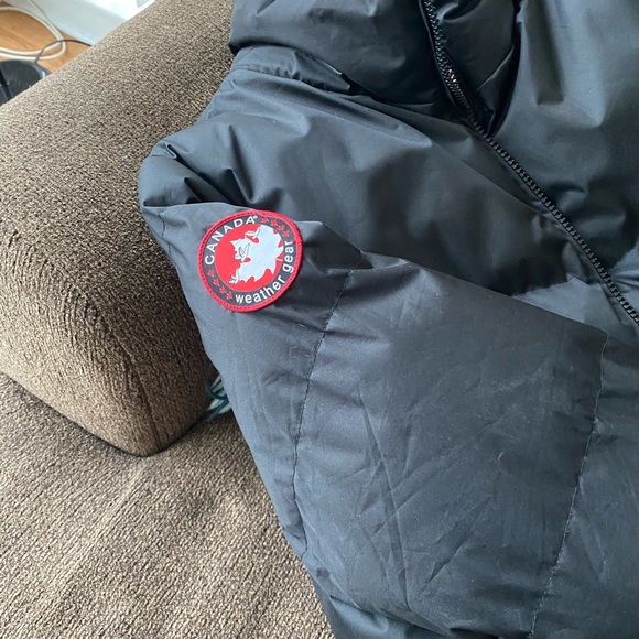 Three black jackets - Picture 5 of 8